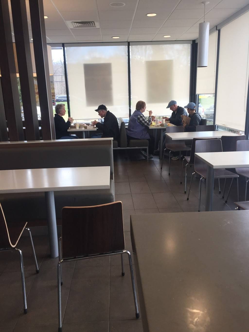 McDonalds | cafe | 5905 Timber Ridge Dr, Prospect, KY 40059, USA | 5022920755 OR +1 502-292-0755