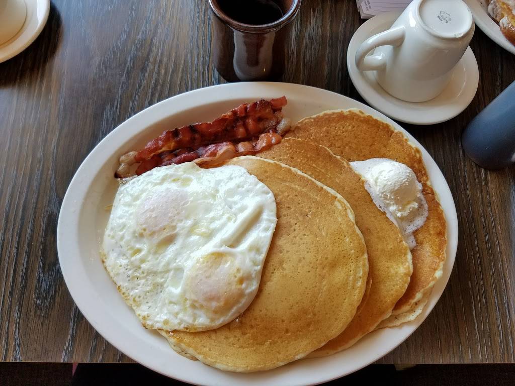 Cindys Country Cafe | restaurant | 1672 Superior St, Three Lakes, WI 54562, USA | 7155463733 OR +1 715-546-3733