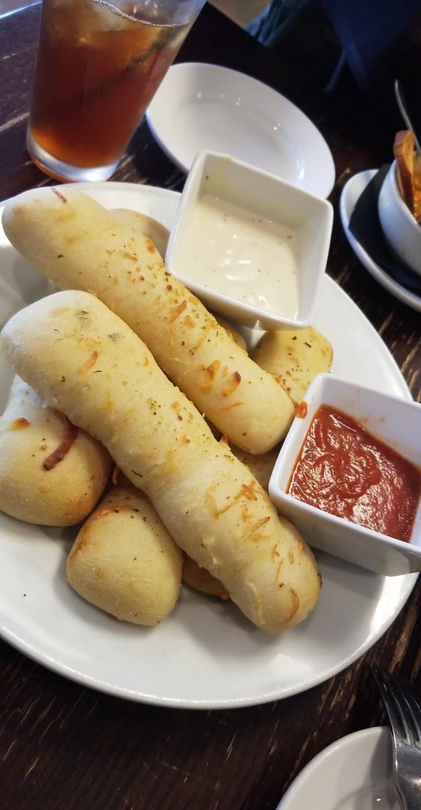 Napolis Italian Cafe | cafe | 309 S Main St, Grapevine, TX 76051, USA | 8173100385 OR +1 817-310-0385