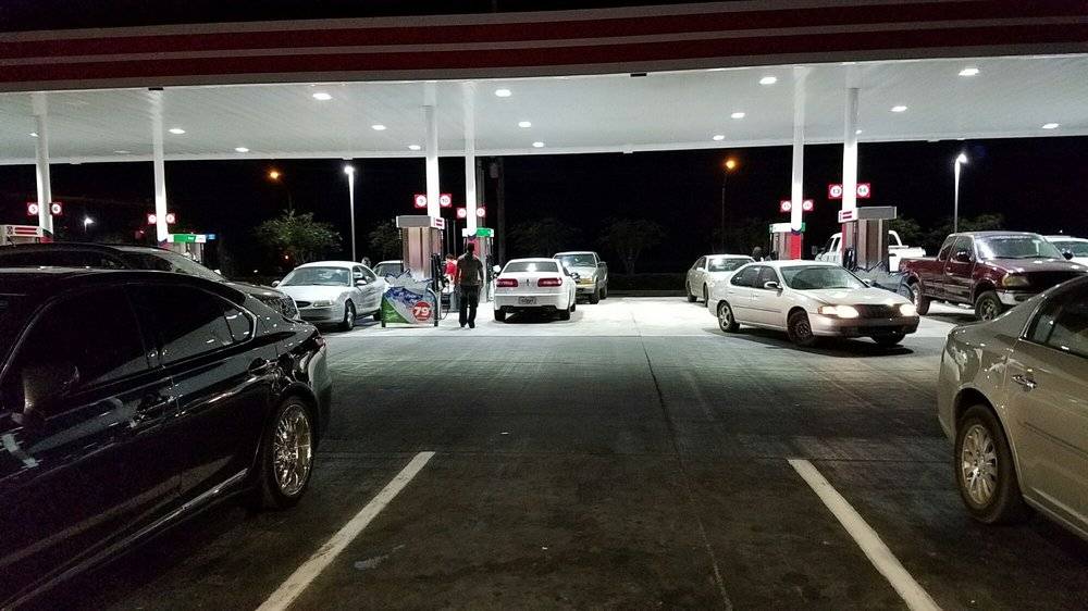 Circle K | meal takeaway | 2810 E College Ave, Ruskin, FL 33570, USA | 8136413426 OR +1 813-641-3426