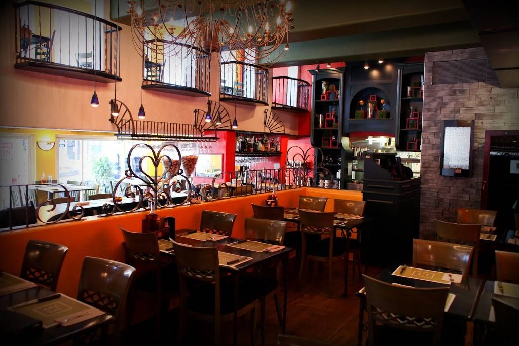 La Piazzetta St-Hyacinthe | meal takeaway | 494 Avenue Saint-Simon, Saint-Hyacinthe, QC J2S 5C2, Canada | 4507743375 OR +1 450-774-3375