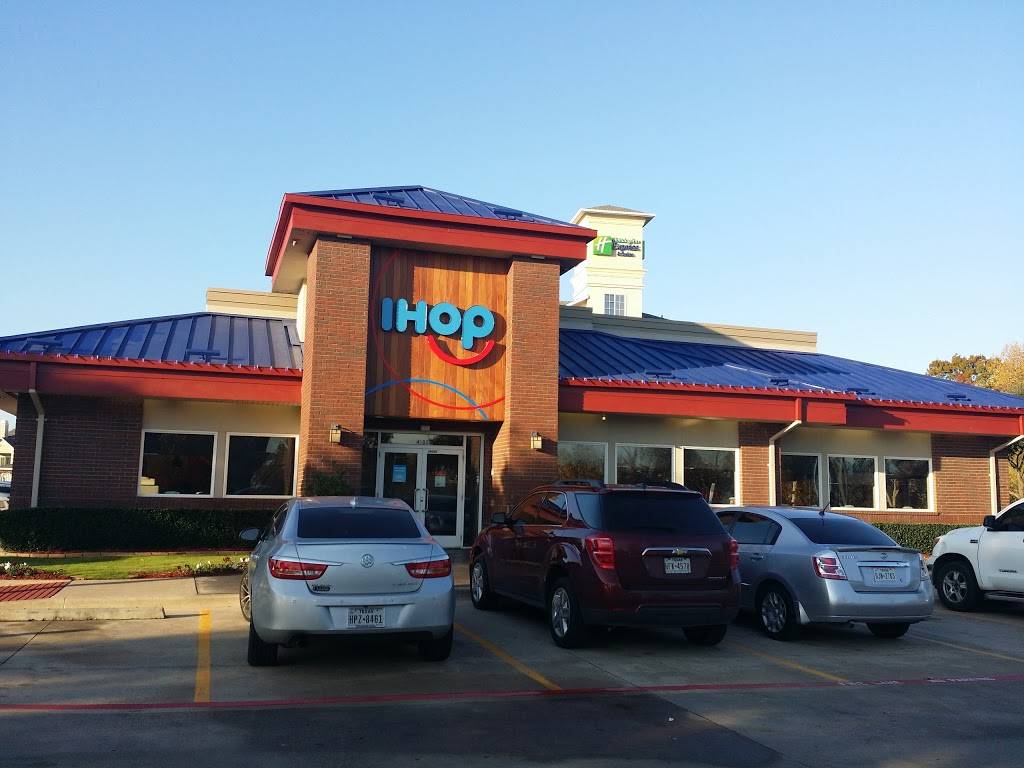 IHOP | restaurant | 4103 S Carrier Pkwy, Grand Prairie, TX 75052, USA | 9722621931 OR +1 972-262-1931