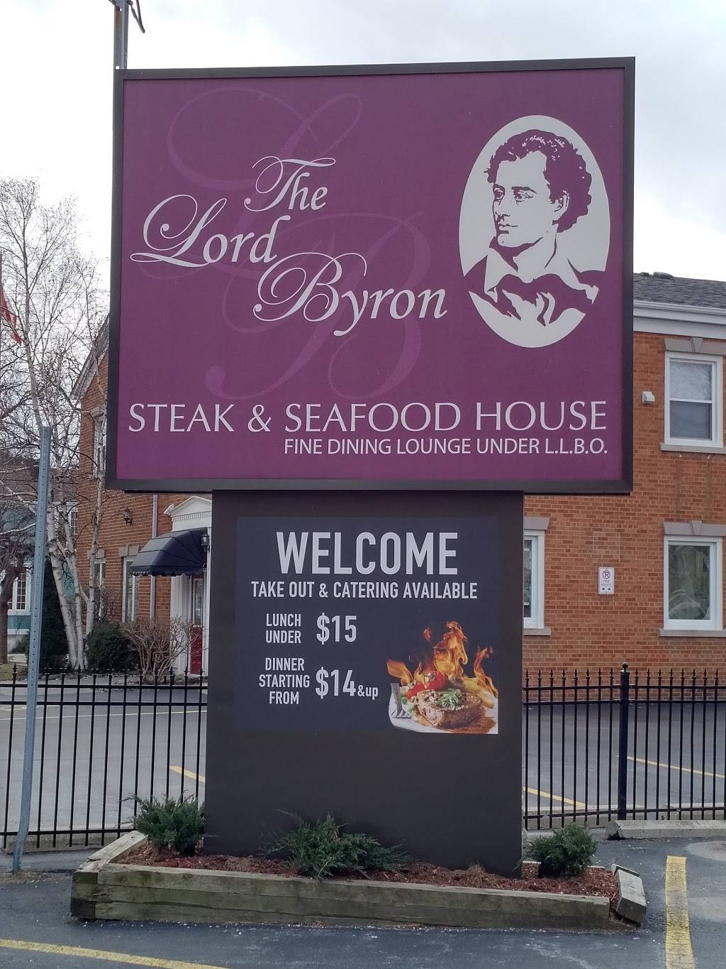 Lord Byron Steak & Seafood House | restaurant | 10 Main St S, Waterdown, ON L0R 2H0, Canada | 9056896648 OR +1 905-689-6648