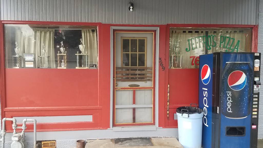 Jeffros Pizza | restaurant | 369 3rd St, Bergholz, OH 43908, USA | 7407682490 OR +1 740-768-2490