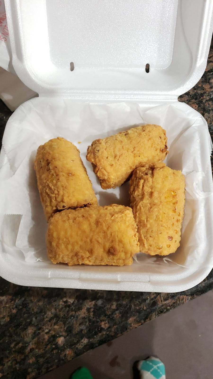 Alaska Fish and Chicken | restaurant | 13701 W Nine Mile Rd, Oak Park, MI 48237, USA | 2485560000 OR +1 248-556-0000