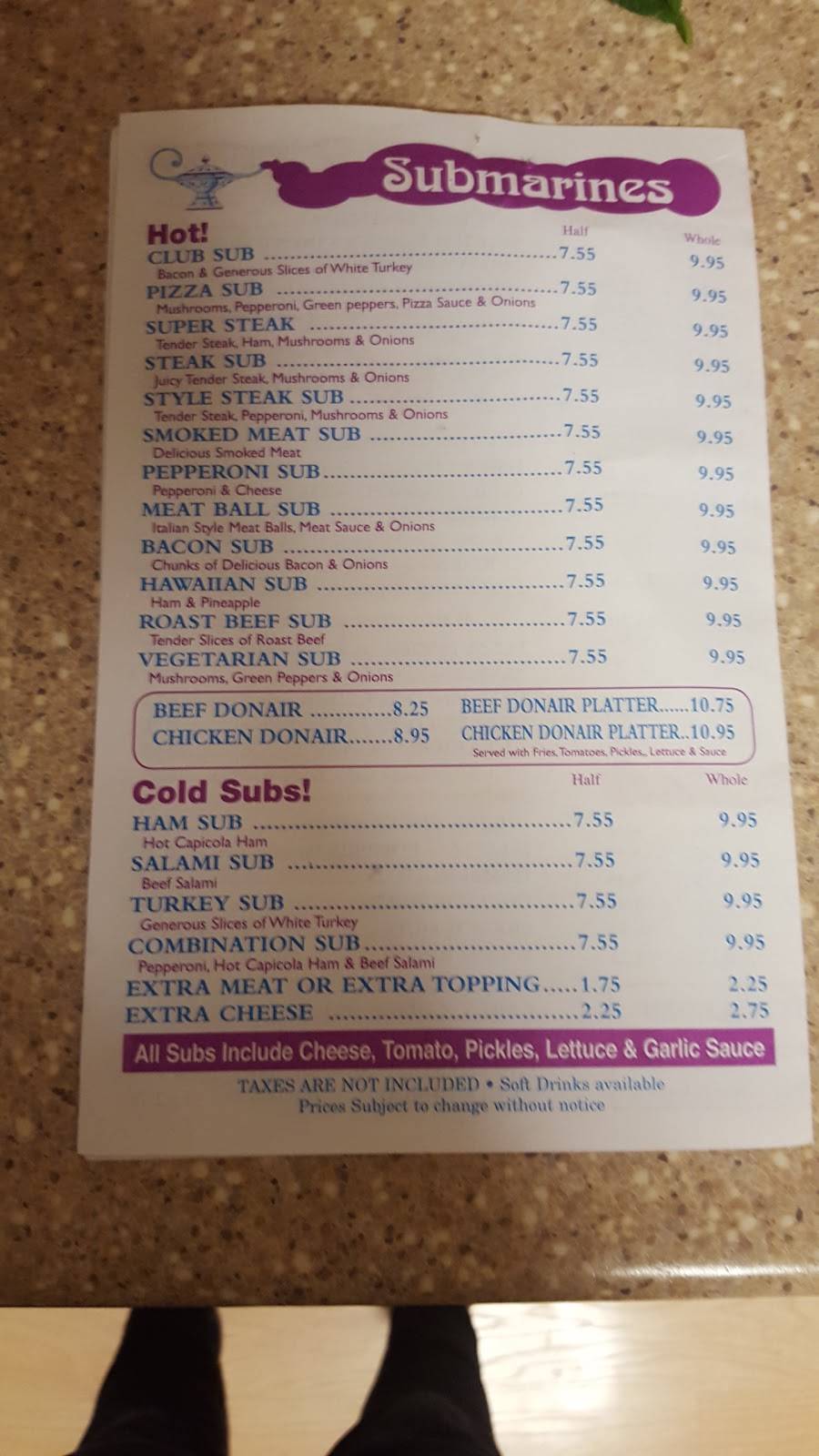 Aladdin Pizza | restaurant | 272 Montreal Rd, Vanier, ON K1L 6C3, Canada | 6137468888 OR +1 613-746-8888