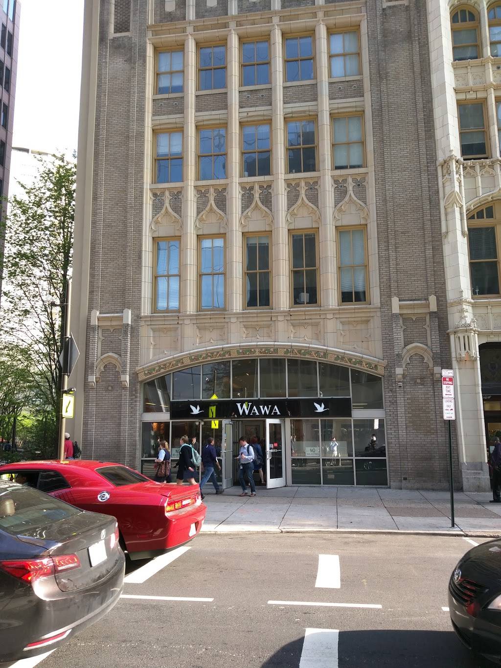 Wawa | cafe | 1707 Arch St, Philadelphia, PA 19103, USA | 2159779558 OR +1 215-977-9558