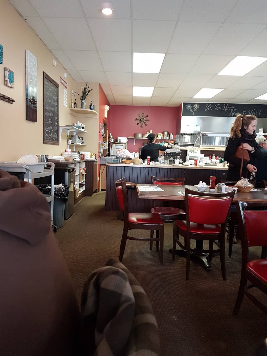 Restaurant Manisa | restaurant | 127 Rue Principale, Saint-Louis-de-Gonzague, QC J0S 1T0, Canada | 4503733380 OR +1 450-373-3380