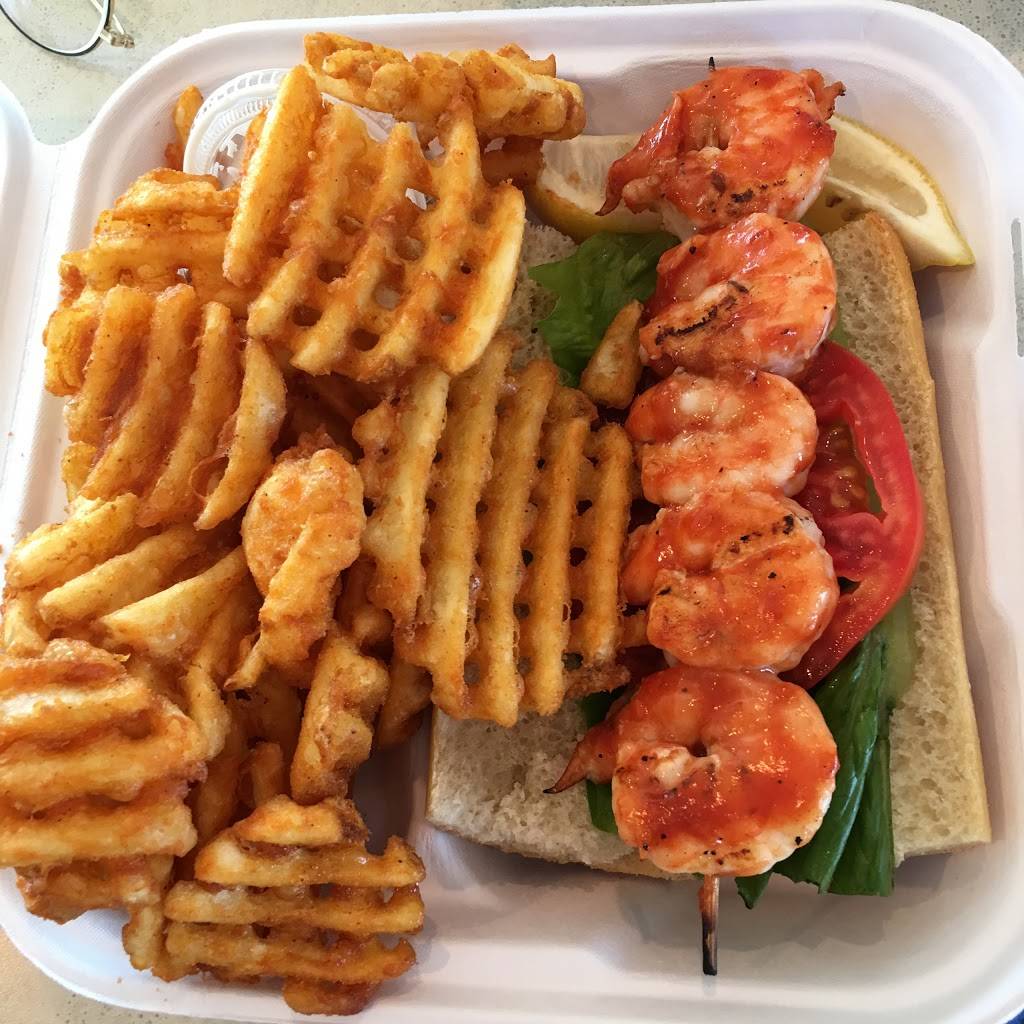 The Dock House | restaurant | 1 Long Wharf, Sag Harbor, NY 11963, USA | 6317257555 OR +1 631-725-7555