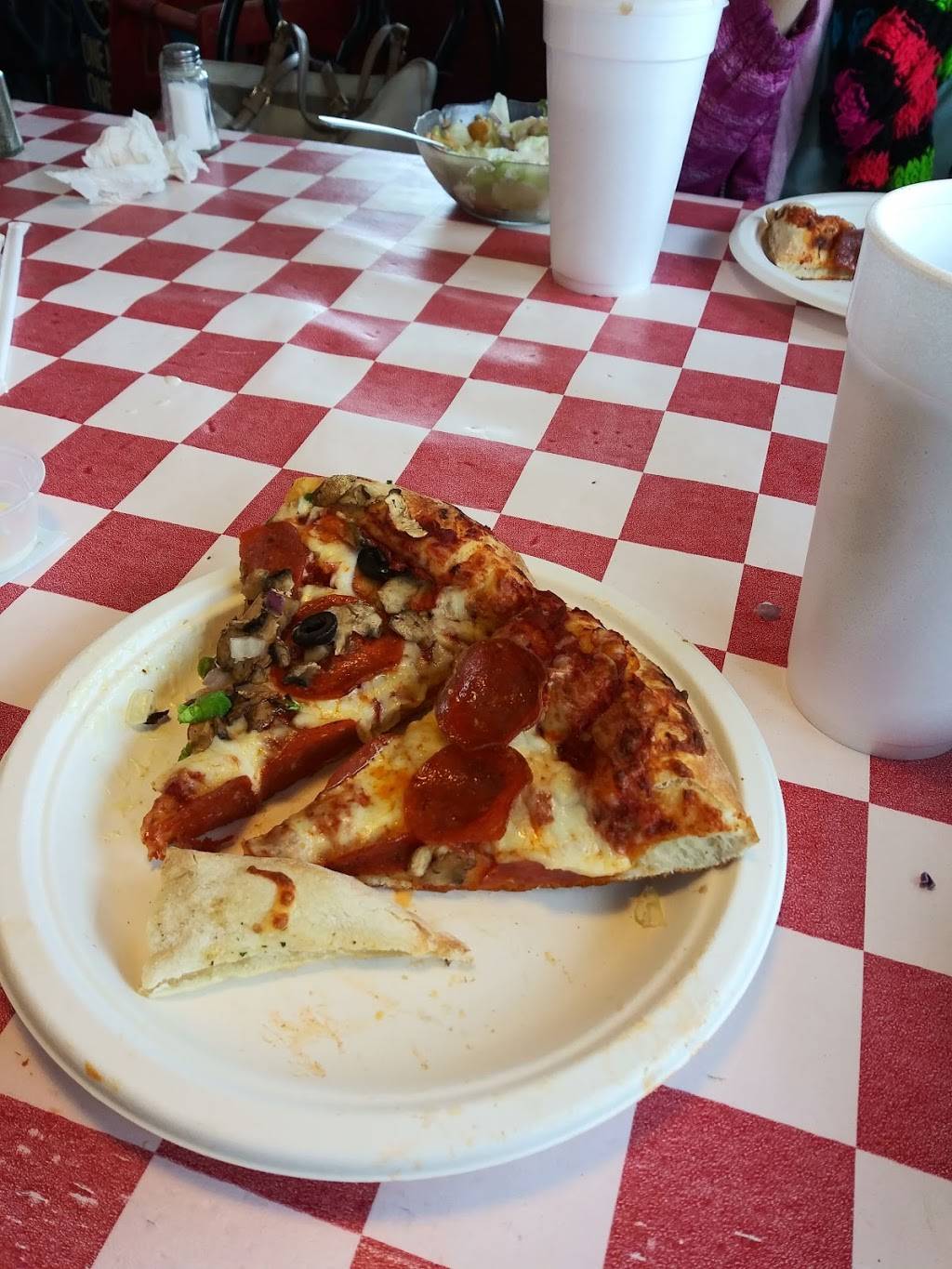 Market St Pizza & Deli | meal delivery | 871 N Market St, Redding, CA 96003, USA | 5302420675 OR +1 530-242-0675