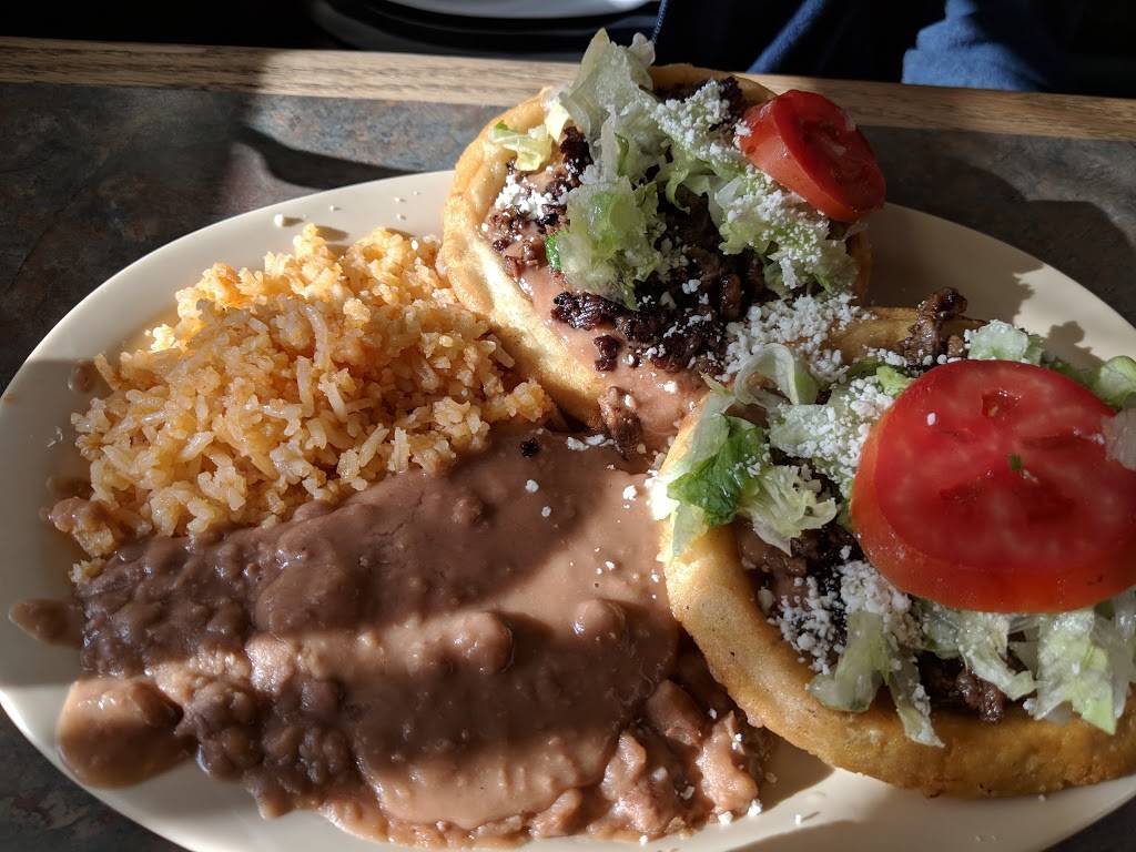 El Nayarit | restaurant | 657 N Maclay Ave, San Fernando, CA 91340, USA | 8188983651 OR +1 818-898-3651