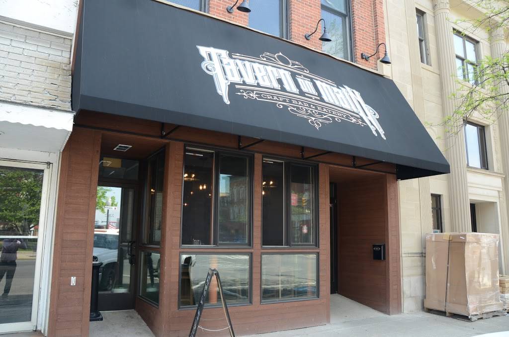 Tavern On Main | restaurant | 136 S Main St, Crown Point, IN 46307, USA | 2197799377 OR +1 219-779-9377