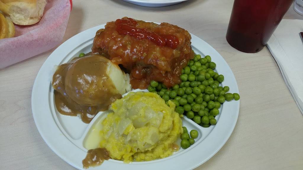 Mamas Daughters Diner | restaurant | 2412 W Shady Grove Rd, Irving, TX 75060, USA | 9727902778 OR +1 972-790-2778