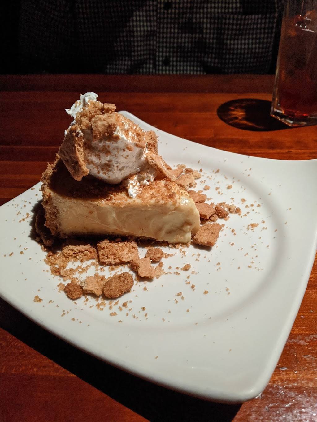 J. Alexanders Redlands Grill | restaurant | 2670 N Germantown Pkwy, Memphis, TN 38133, USA | 9013819670 OR +1 901-381-9670