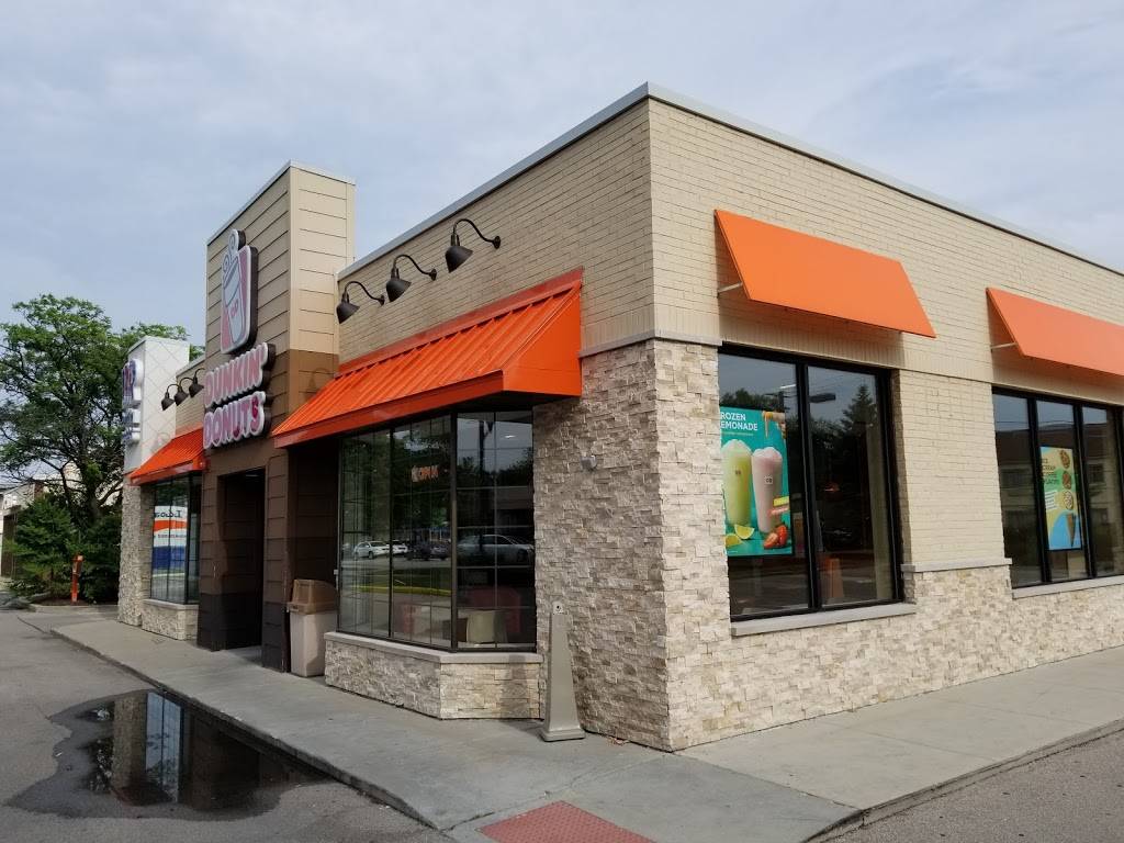 Dunkin | cafe | 651 Roosevelt Rd, Glen Ellyn, IL 60137, USA | 6304740463 OR +1 630-474-0463