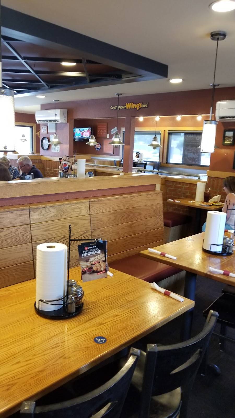 Pizza Hut | restaurant | 510 Clifty Dr, Madison, IN 47250, USA | 8122734470 OR +1 812-273-4470