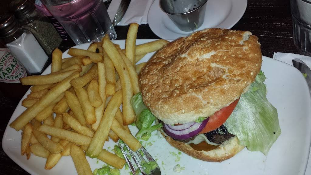 Supreme Diner | restaurant | 82-65 Parsons Blvd, Jamaica, NY 11432, USA | 9293070560 OR +1 929-307-0560