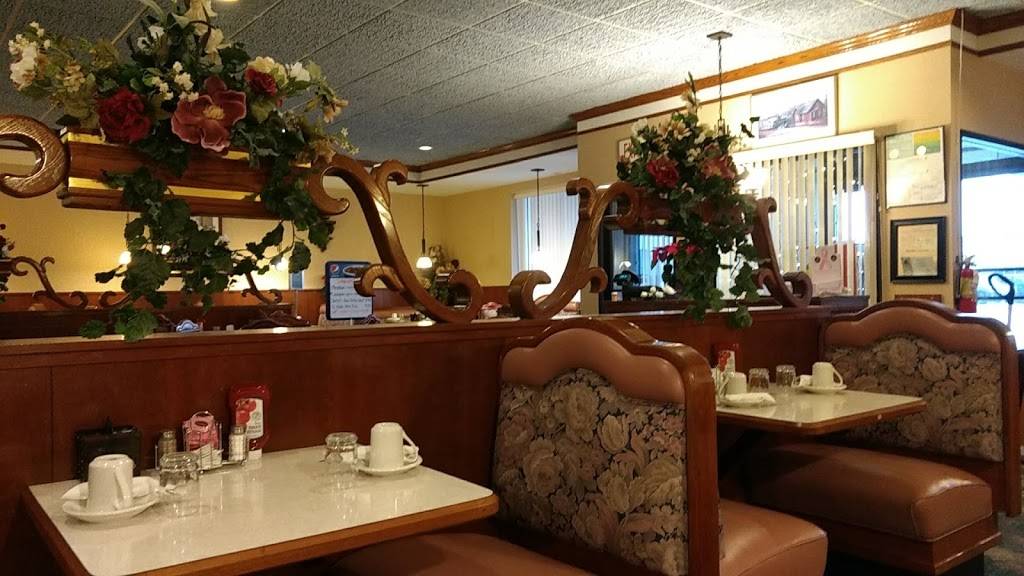Spring Garden Restaurant | restaurant | 255 S Century Ave, Waunakee, WI 53597, USA | 6088503732 OR +1 608-850-3732