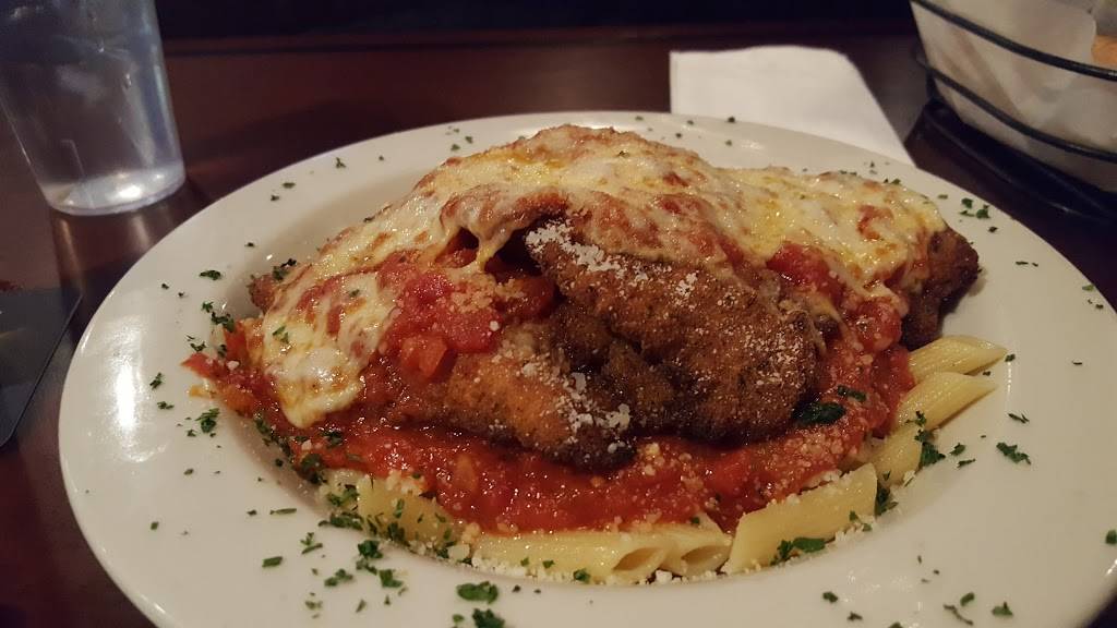 Front Row Pizzeria | restaurant | 137 Epping Rd, Exeter, NH 03833, USA | 6037730047 OR +1 603-773-0047