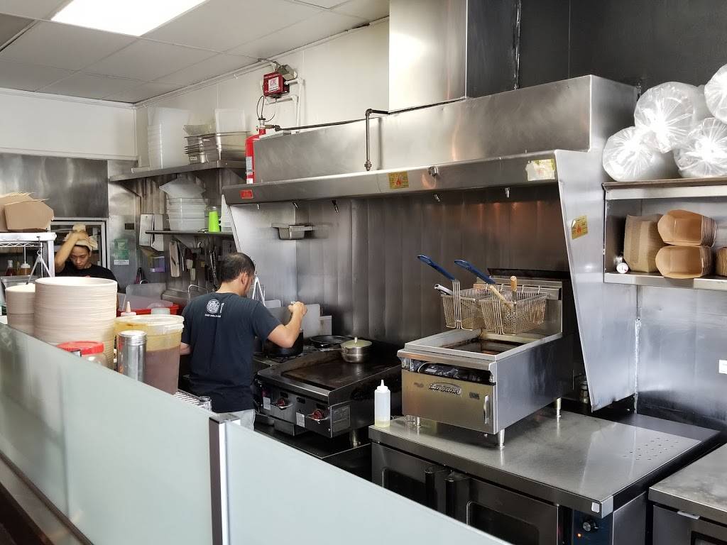 Oi Asian Fusion | restaurant | 4734 Hollywood Blvd, Los Angeles, CA 90027, USA | 2134581945 OR +1 213-458-1945