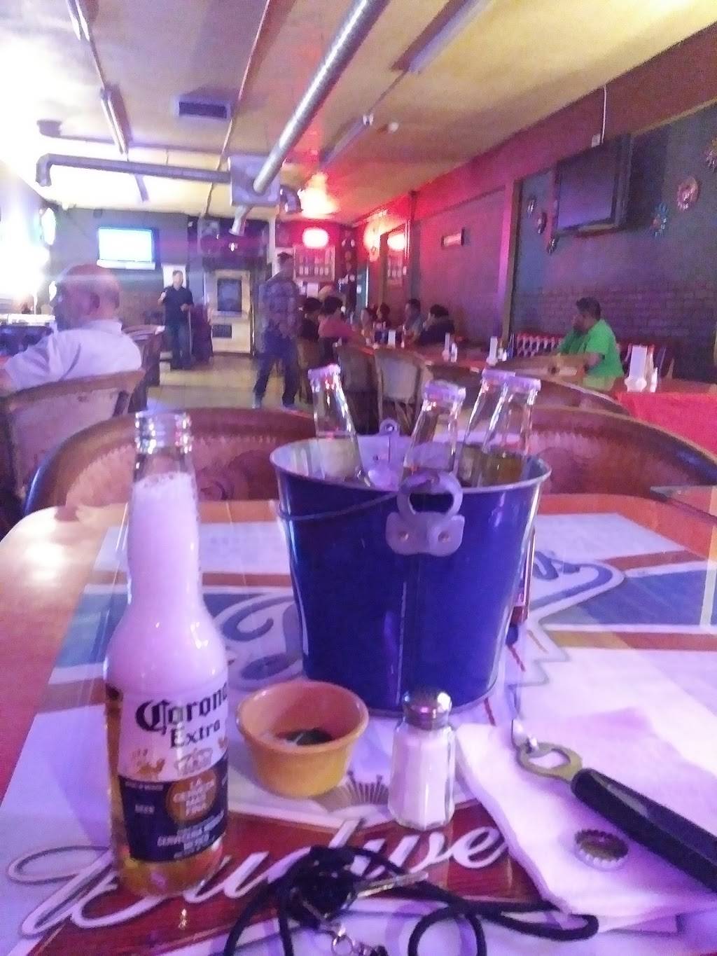 Los 3 Compadres Seafood and Mexican Cuisine | night club | 1235 W Ave I, Lancaster, CA 93534, USA | 6619482725 OR +1 661-948-2725