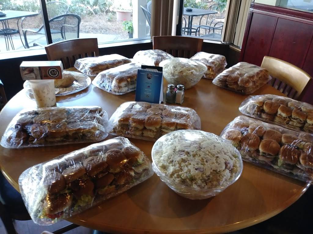 Drydock | restaurant | 840 William Hilton Pkwy, Hilton Head Island, SC 29928, USA | 8438429775 OR +1 843-842-9775