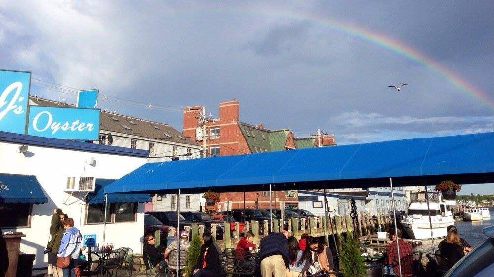 Js Oyster | restaurant | 5 Portland Pier, Portland, ME 04101, USA | 2077724828 OR +1 207-772-4828