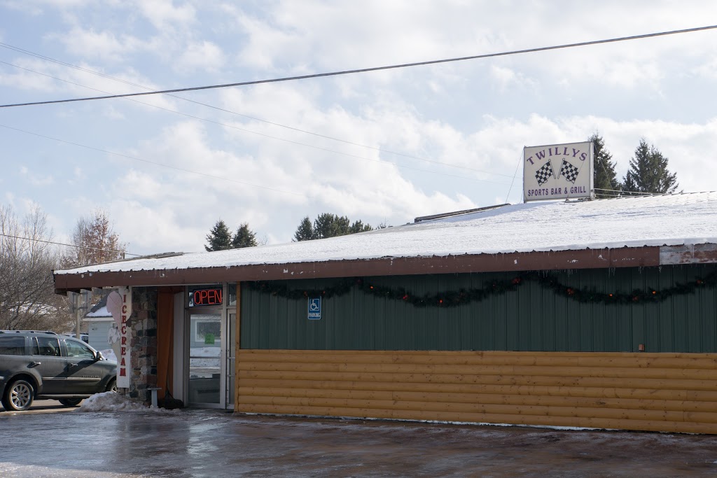 Twillys Sports Bar & Grill | restaurant | 13909 US-45, Bruce Crossing, MI 49912, USA | 9068273360 OR +1 906-827-3360
