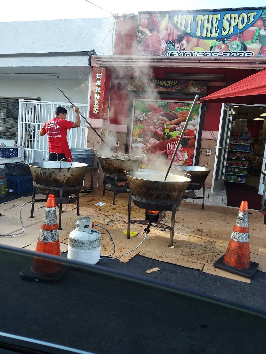 Hit the Spot | restaurant | 12813 S Willowbrook Ave, Compton, CA 90222, USA | 3106387136 OR +1 310-638-7136