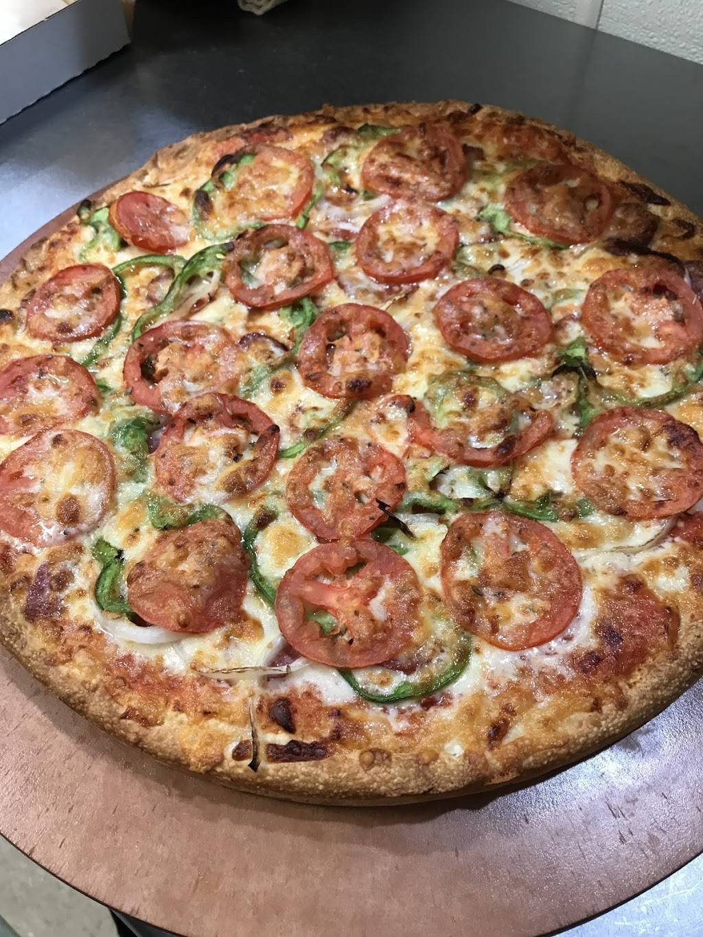 Nicolini House of Pizza | restaurant | 21 W E Main St, Georgetown, MA 01833, USA | 9787695302 OR +1 978-769-5302