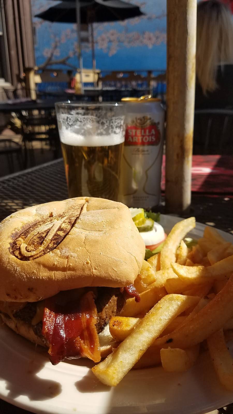 Shiloh Grill | restaurant | 123 Shiloh St, Pittsburgh, PA 15211, USA | 4124314000 OR +1 412-431-4000