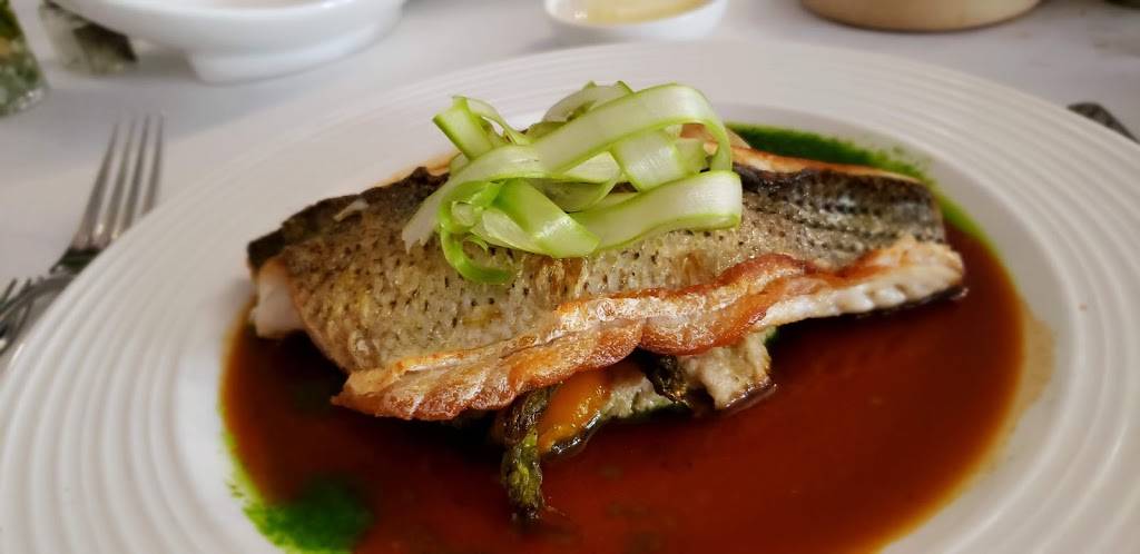 Chapeau! | restaurant | 126 Clement St, San Francisco, CA 94118, USA | 4153870408 OR +1 415-387-0408