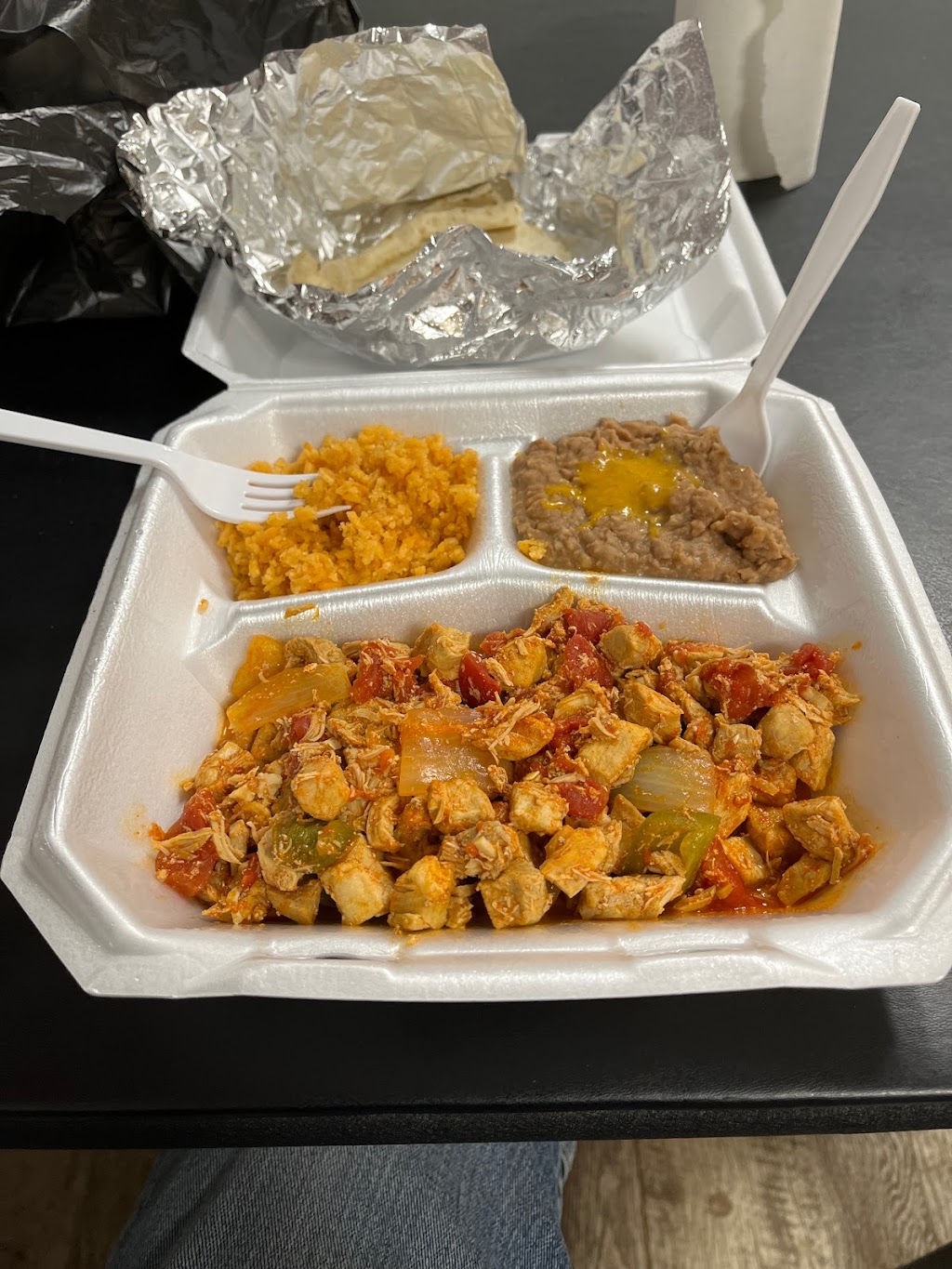 Arias Taqueria | restaurant | 3429 Mountain View Blvd, Angel Fire, NM 87710, USA | 5056929511 OR +1 505-692-9511