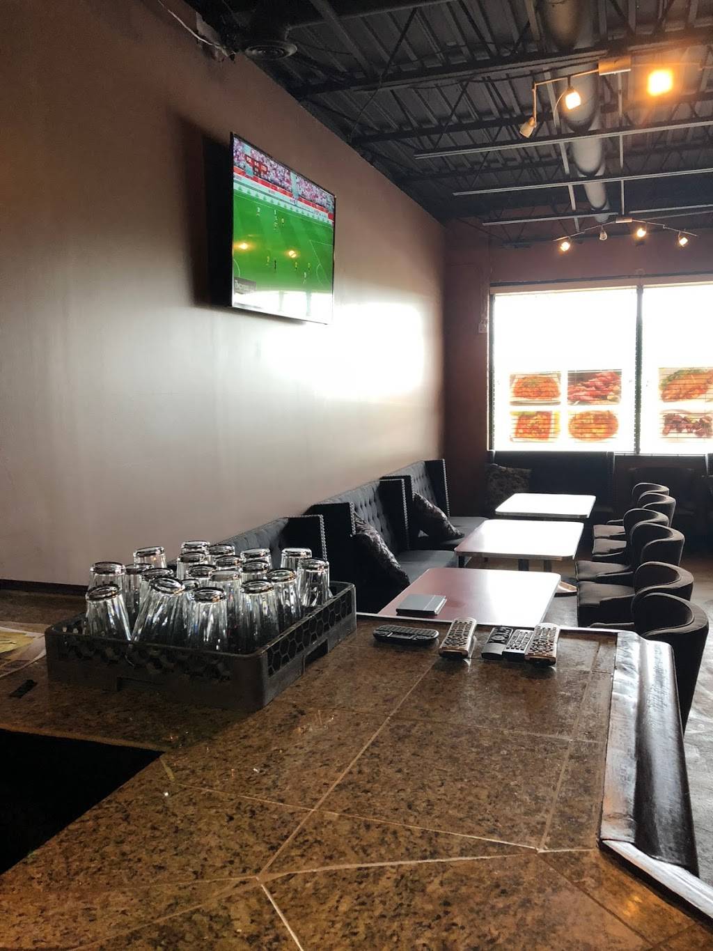 Tracxx Grill And LOUNGE | restaurant | 1644 Atlanta Rd SE, Marietta, GA 30060, USA | 6784241220 OR +1 678-424-1220