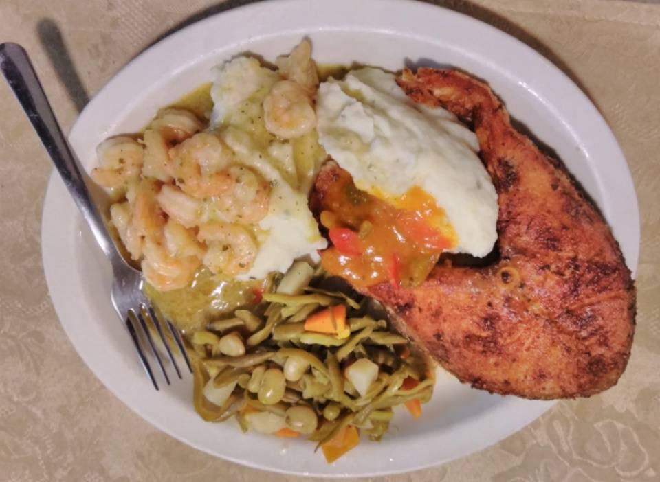 Tropical Island Cafe | restaurant | 547 Atlanta St SE, Marietta, GA 30060, USA | 6784267107 OR +1 678-426-7107