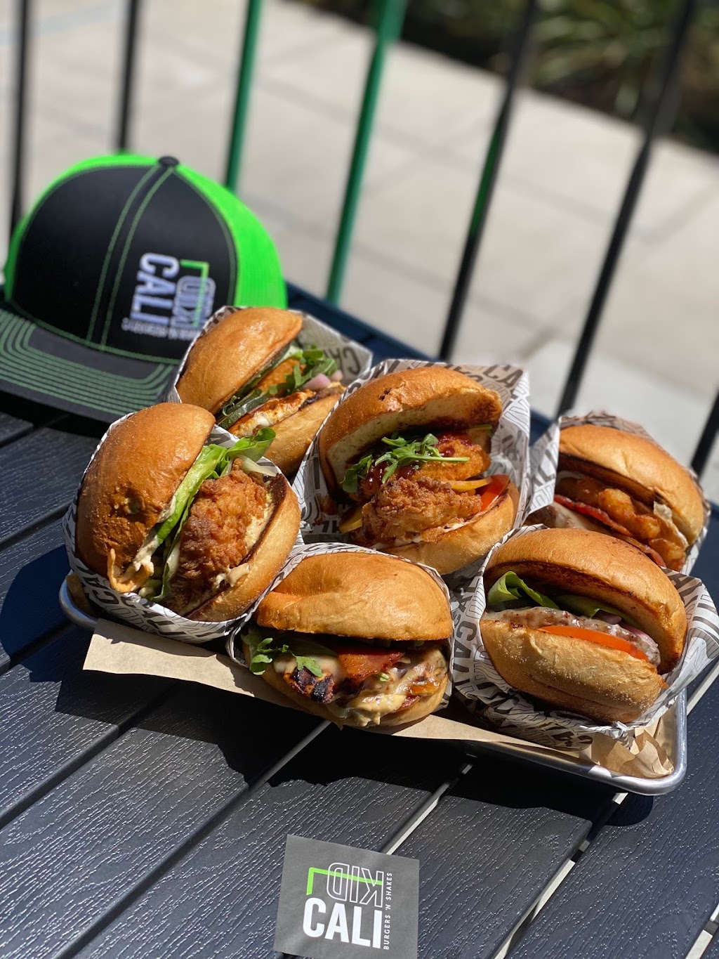 Cali Kid Burgers n Shakes | restaurant | 4587 Livermore Outlets Dr, Livermore, CA 94551, USA | 9254954572 OR +1 925-495-4572