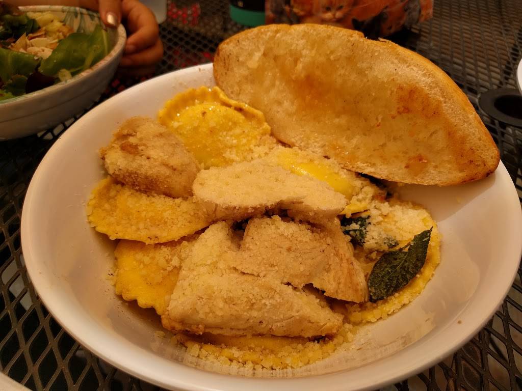 Gourmet Deli Chandler | restaurant | 2040 S Alma School Rd #12, Chandler, AZ 85286, USA | 4807864019 OR +1 480-786-4019