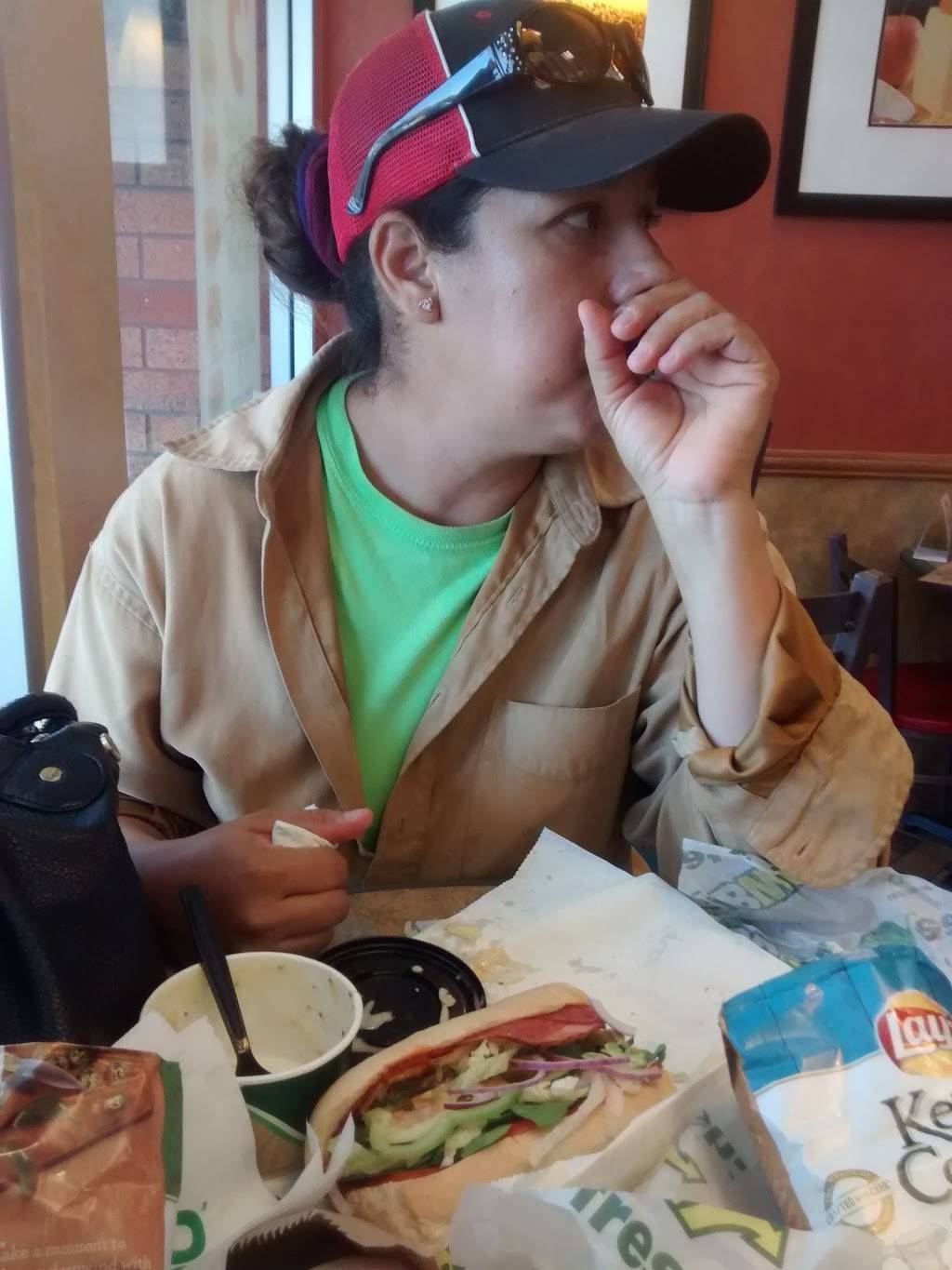 Subway Restaurants | restaurant | Squaw Peak Plaza, 6825 N 16th St A6, Phoenix, AZ 85016, USA | 6022772773 OR +1 602-277-2773