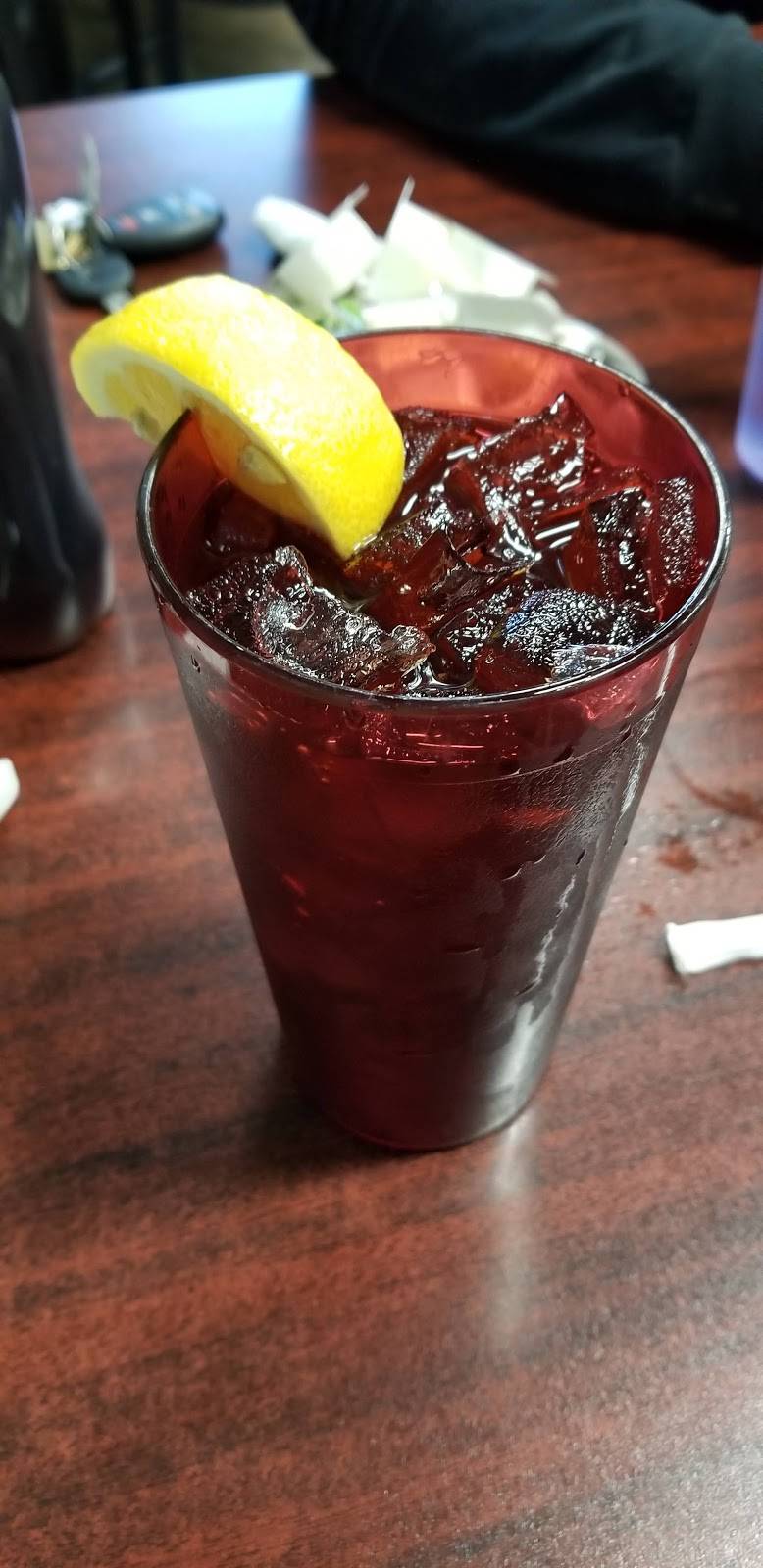 Robins Nest | restaurant | 6053 S Clinton Trail, Eaton Rapids, MI 48827, USA | 5176639801 OR +1 517-663-9801