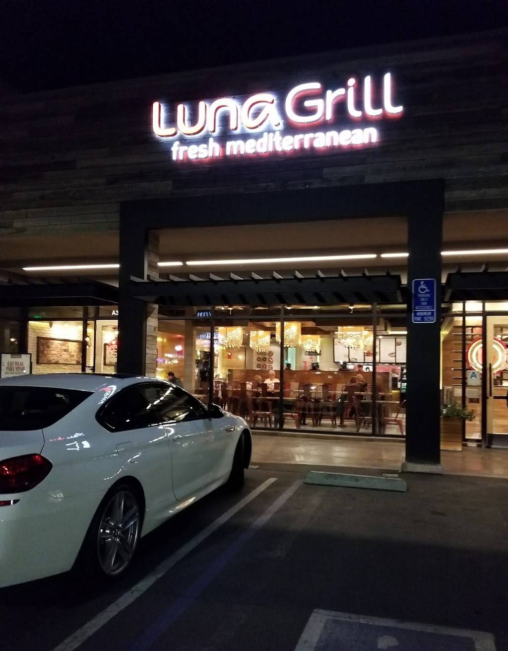 Luna Grill - Sherman Oaks | restaurant | 4550 Van Nuys Blvd a3, Sherman Oaks, CA 91403, USA | 7472085862 OR +1 747-208-5862