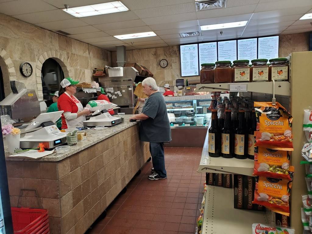 Briannos Deli-Italia | meal takeaway | 2280 Cliff Rd, Eagan, MN 55122, USA | 6518951174 OR +1 651-895-1174