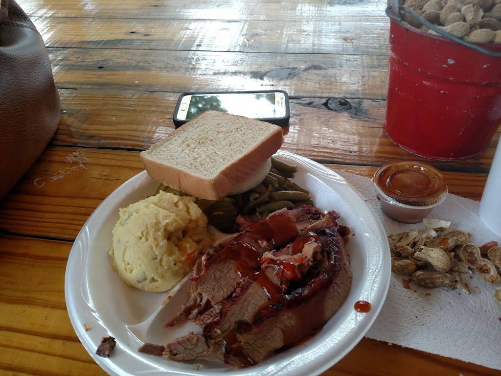 Vernons Kuntry Bar-B-Que | restaurant | 5000 W Davis St, Conroe, TX 77304, USA | 9365393000 OR +1 936-539-3000