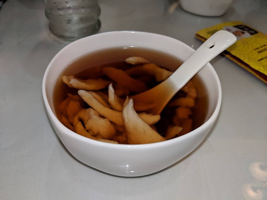 Kim Ess Doo | restaurant | 5507 13th Ave, Brooklyn, NY 11219, USA | 7189753288 OR +1 718-975-3288