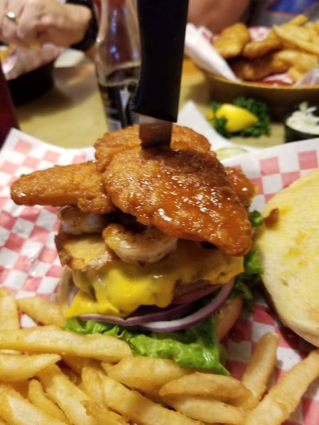 Island Jacks Patio Bar & Grill | restaurant | 4449 Okeechobee Blvd, West Palm Beach, FL 33409, USA | 5616872122 OR +1 561-687-2122