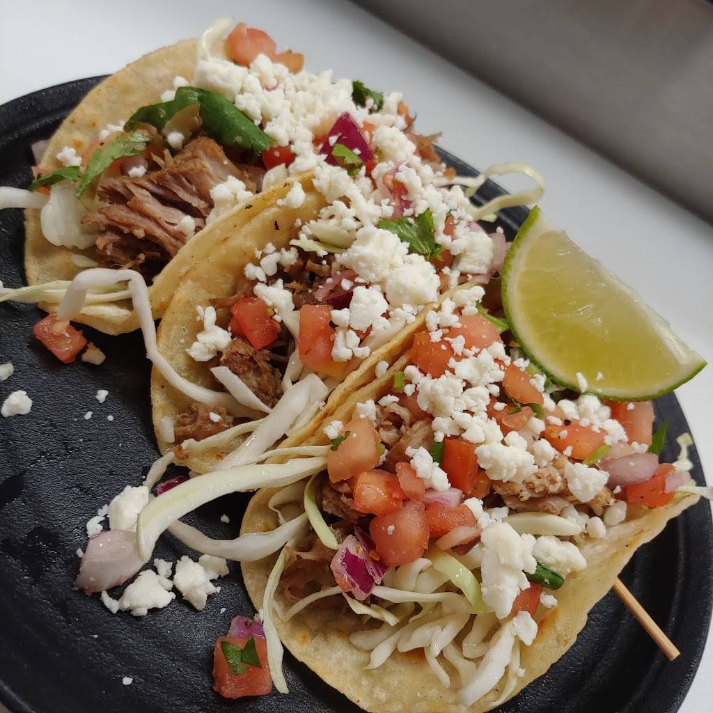 The Hub Eats & Drinks | restaurant | 4740 Natomas Blvd #140, Sacramento, CA 95835, USA | 9168828900 OR +1 916-882-8900