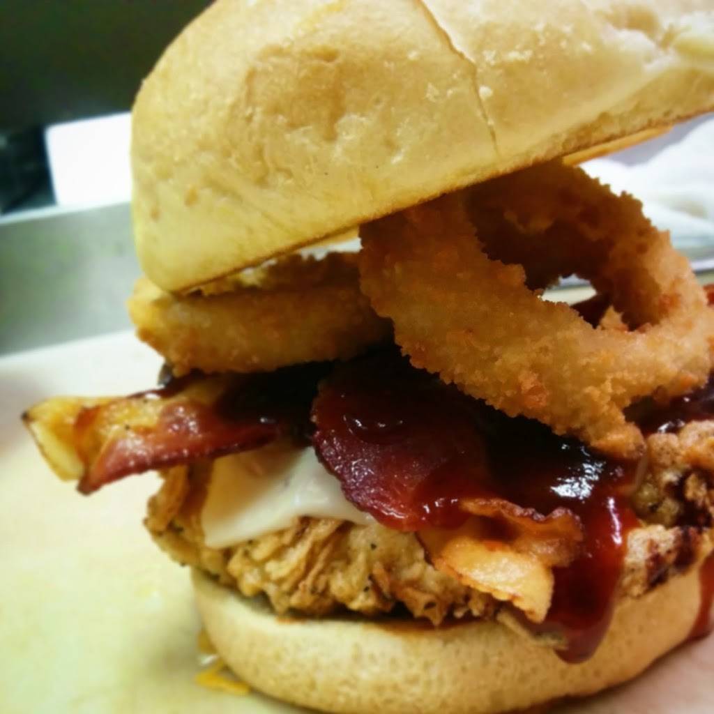 Billys Roadside Bistro | restaurant | 1826 W Pearce Blvd, Wentzville, MO 63385, USA | 6363320556 OR +1 636-332-0556