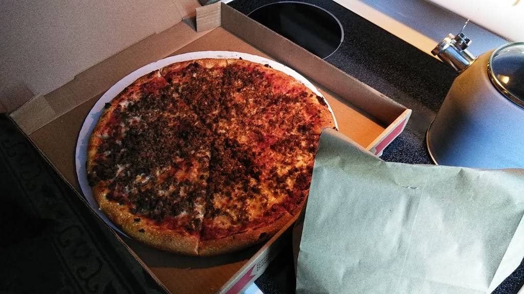 Centre Pizza | restaurant | 245 River St, Fitchburg, MA 01420, USA | 9783423350 OR +1 978-342-3350