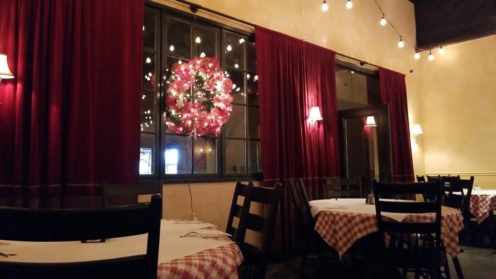 Noodles Italian Kitchen | restaurant | 3748 Mall Ave, Fayetteville, AR 72703, USA | 4794437100 OR +1 479-443-7100