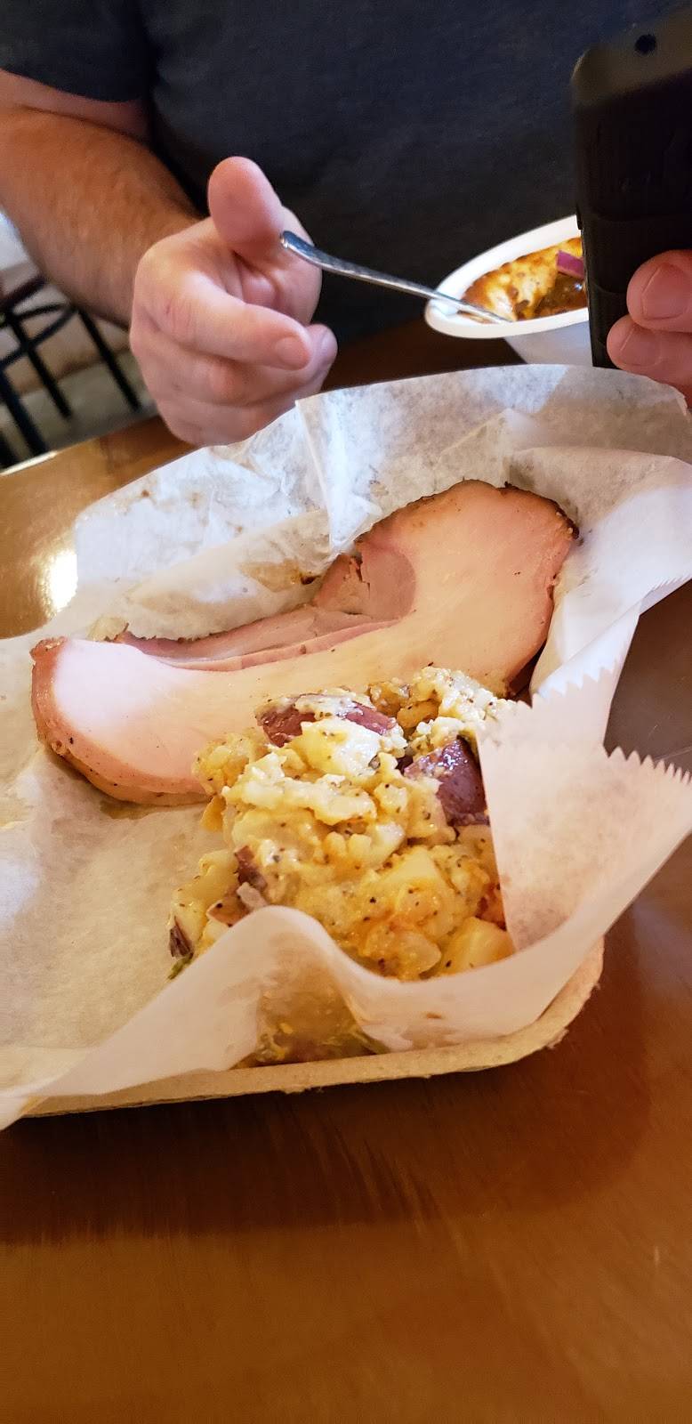 Curious Pig | restaurant | 117 S 5th St, Crystal Falls, MI 49920, USA | 9062827575 OR +1 906-282-7575