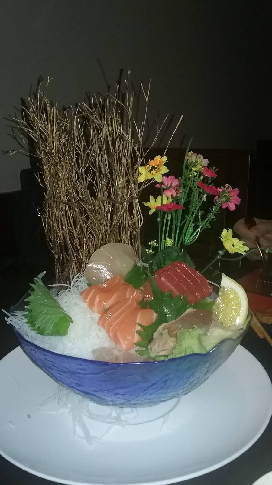 Sumou | restaurant | 551 E Main St, Bay Shore, NY 11706, USA | 6316654427 OR +1 631-665-4427